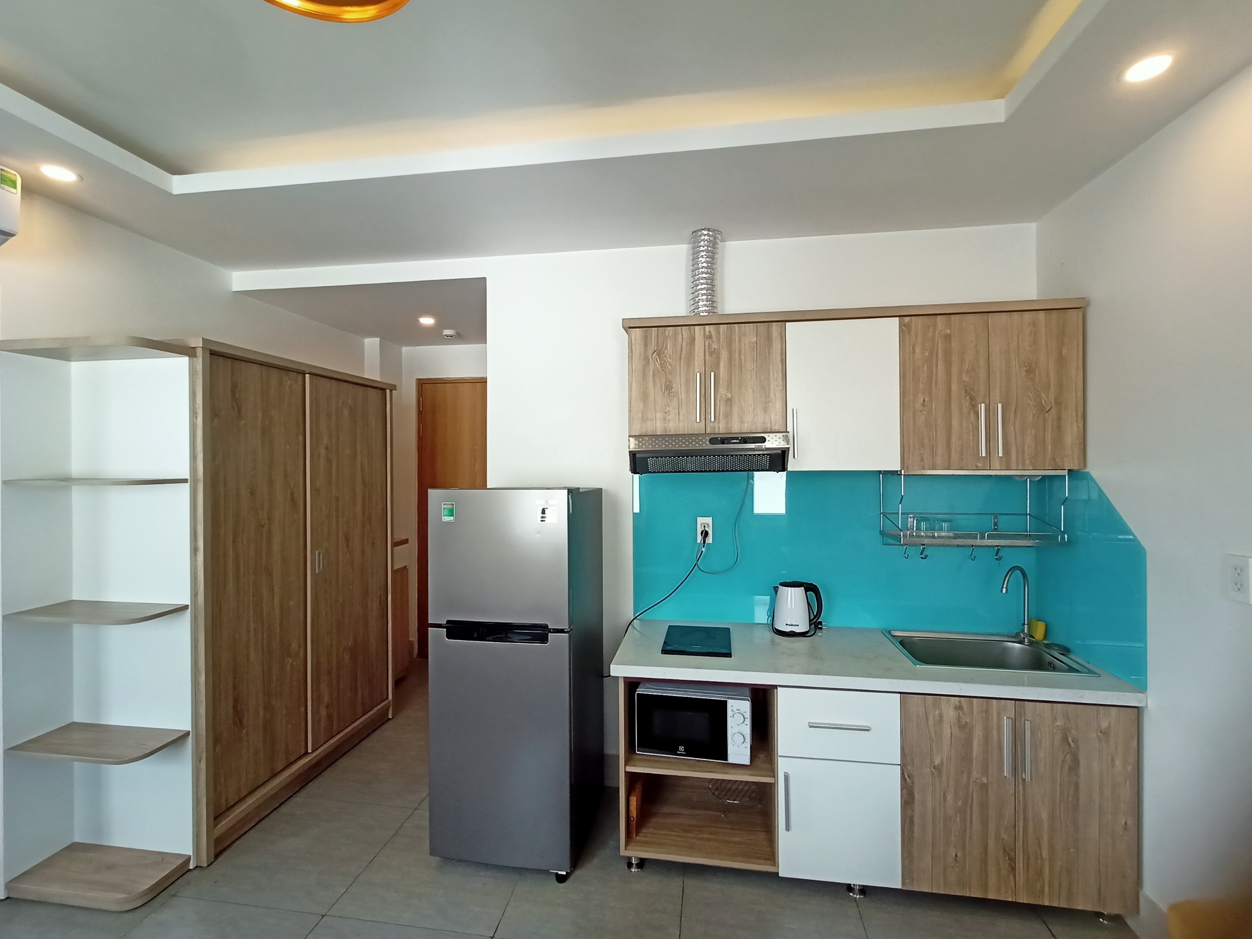 z2444336771519_063d103aefa734e2b9b279e17d82e214