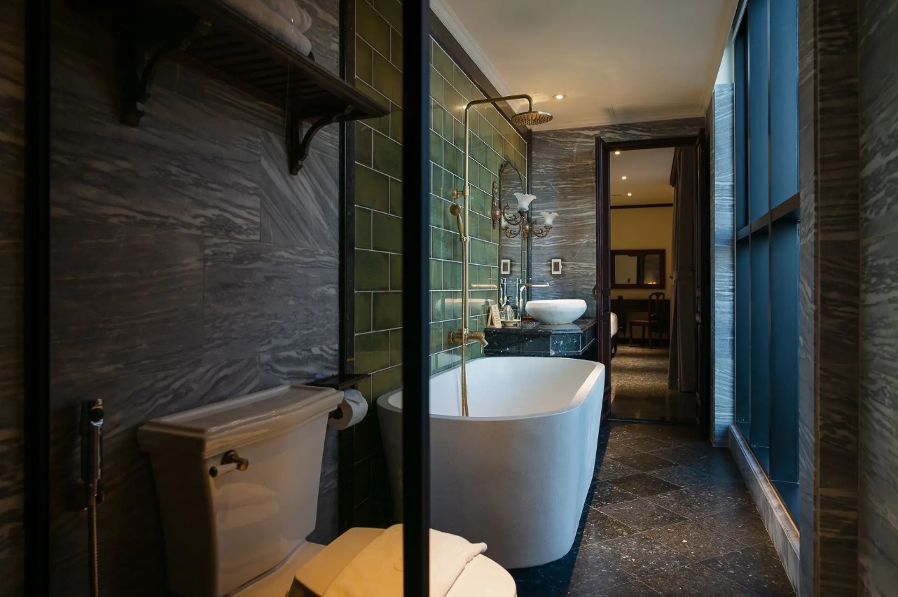 Ảnh chụp màn hình_7-11-2025_164027_