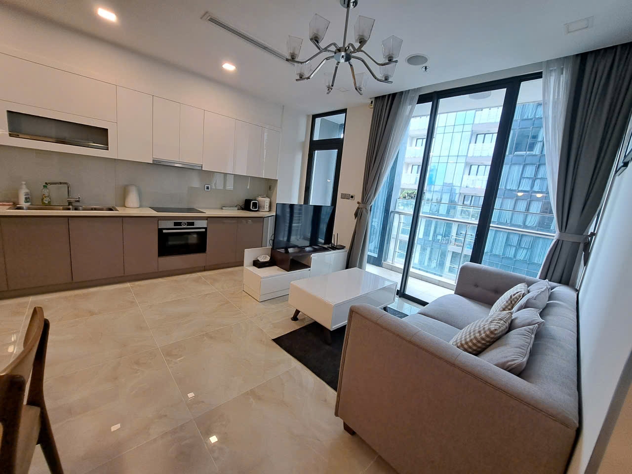 b63d36f1e88664d83d9732