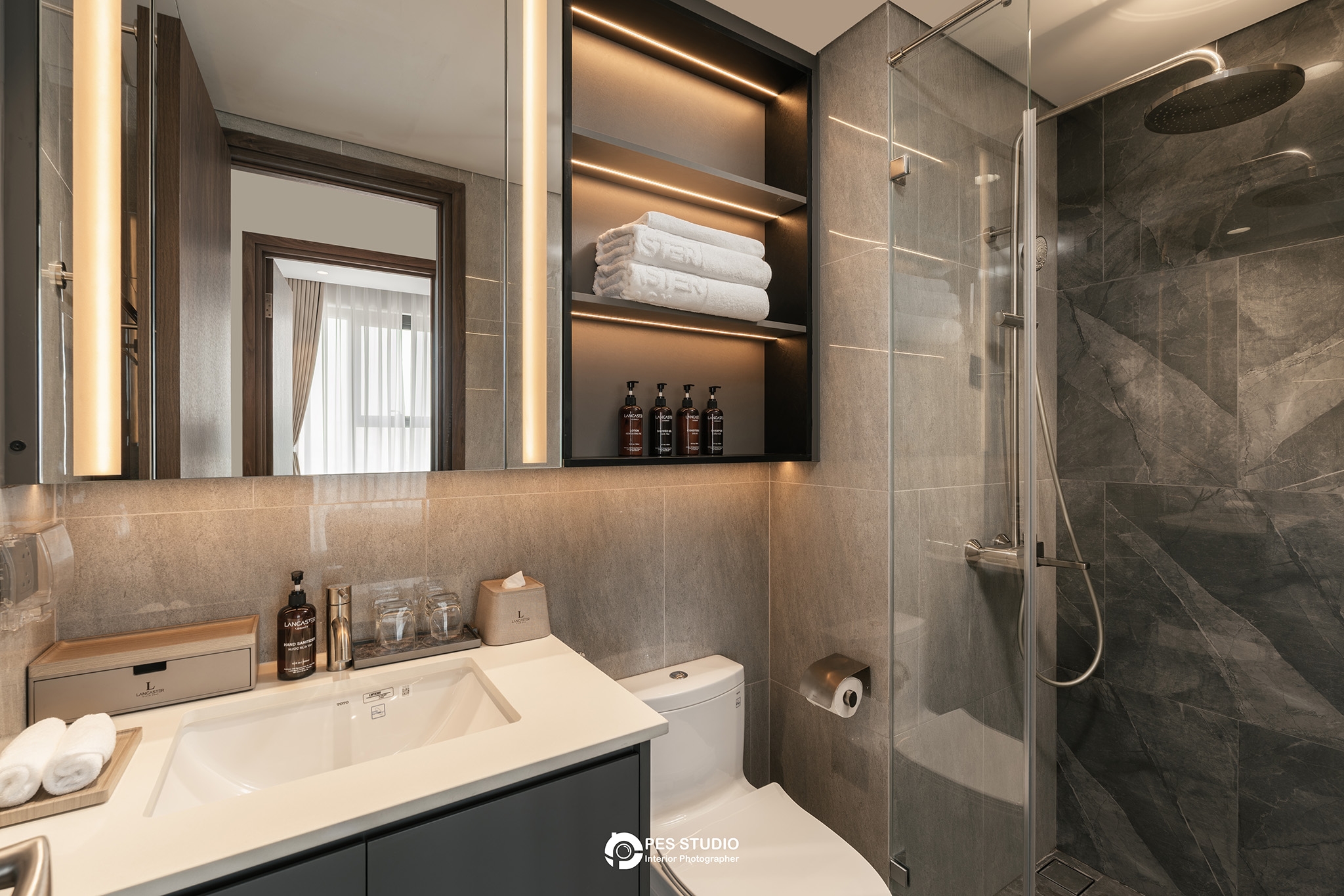 1stBathroom