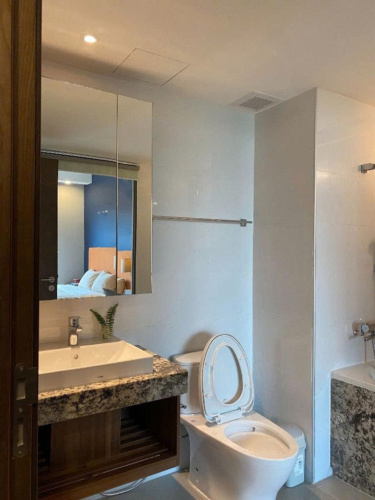 f536ab103308bf56e61954