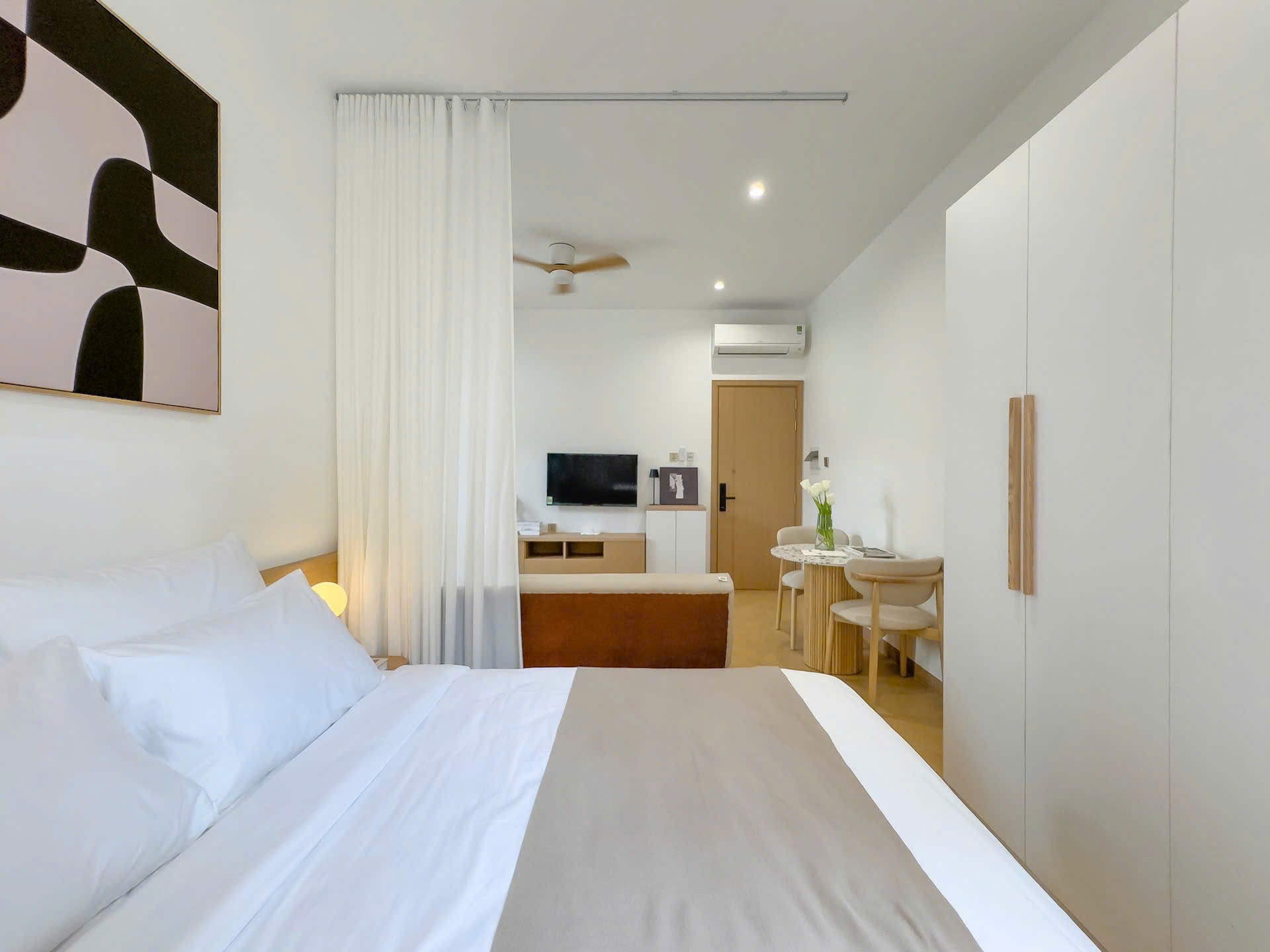 13591009672738242148